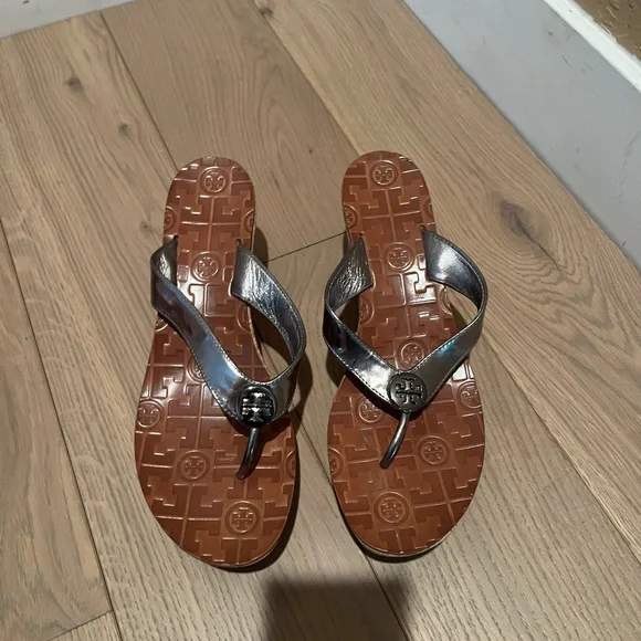 Tory Burch Thora Women's Silver Wedge Sandals - Picture 6 of 7